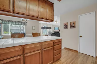 1301 Windsor, Turlock, CA 95380 - Photo 16