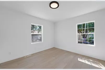 376 S. Locust Street, Stockton, CA 95205 - Photo 8