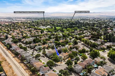 94 Elysian Court, Tracy, CA 95376 - Photo 44