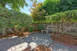 9 Bliss River Ct, Sacramento, CA 95831 - Photo 2