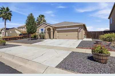 3777 Arcano Avenue, Olivehurst, CA 95961 - Photo 6