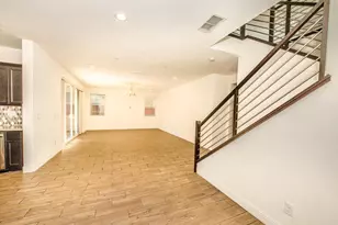 8434 Stellata Ln, Elk Grove, CA 95758 - Photo 12