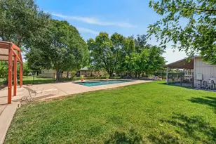 8986 Mooney Rd, Elk Grove, CA 95624 - Photo 52