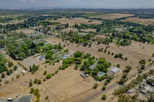 8986 Mooney Rd, Elk Grove, CA 95624 - Photo 86