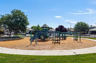1039 Lambdin St, Manteca, CA 95336 - Photo 52