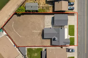 13361 Bentley St, Waterford, CA 95386 - Photo 8