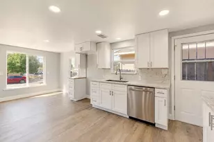 13361 Bentley St, Waterford, CA 95386 - Photo 4
