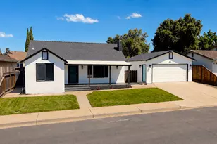 13361 Bentley St, Waterford, CA 95386 - Photo 2