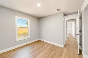 13361 Bentley St, Waterford, CA 95386 - Photo 18