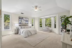 1084 Kensington Dr, Roseville, CA 95661 - Photo 4