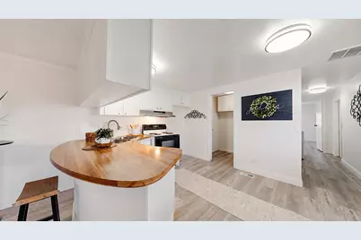 West Lane #131, Stockton, CA 95210 - Photo 16
