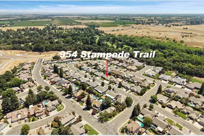 954 Stampede Trail, Galt, CA 95632 - Photo 4