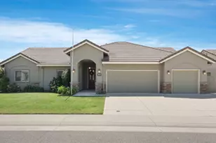 954 Stampede Trail, Galt, CA 95632 - Photo 6