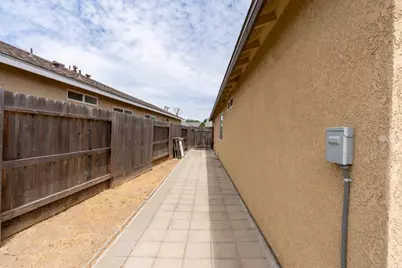 362 Rhianon Drive, Merced, CA 95341 - Photo 32