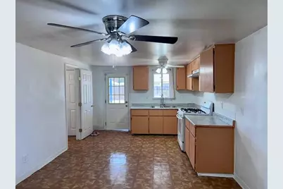 2012 Robertson Road, Modesto, CA 95351 - Photo 8
