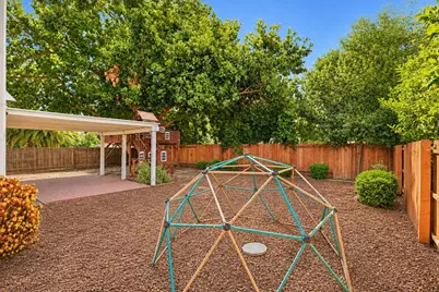 8784 Hawkesbury Court, Elk Grove, CA 95624 - Photo 42