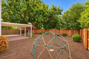 8784 Hawkesbury Ct, Elk Grove, CA 95624 - Photo 42