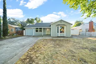 2651 Hawthorne St, Sacramento, CA 95815 - Photo 4