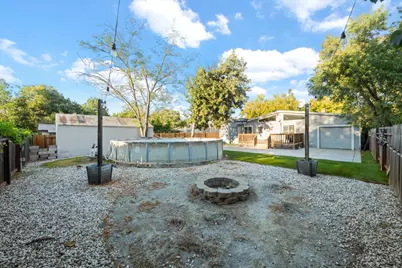 2651 Hawthorne Street, Sacramento, CA 95815 - Photo 20