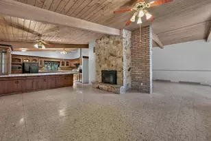 1041 Ruth Ave, Yuba City, CA 95993 - Photo 8