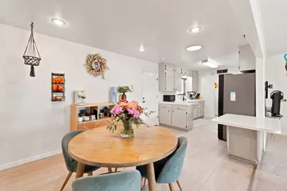 1038 E Vartikian Avenue, Fresno, CA 93710 - Photo 20