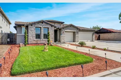 3387 W Kamm Avenue, Dinuba, CA 93618 - Photo 2