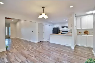 8075 La Riviera Drive, Sacramento, CA 95826 - Photo 8