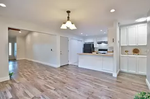 8075 La Riviera Dr, Sacramento, CA 95826 - Photo 8