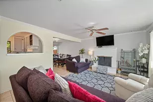 7104 Rimrock Dr, Sacramento, CA 95828 - Photo 4