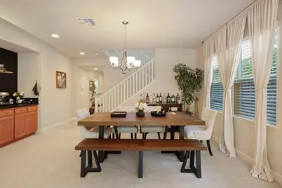 566 W Bonaventure Avenue, Mountain House, CA 95391 - Photo 4