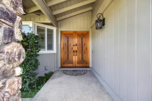 2 Dumfries Ct, Sacramento, CA 95831 - Photo 10
