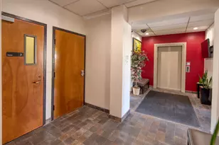 5025 J St, Sacramento, CA 95819 - Photo 28