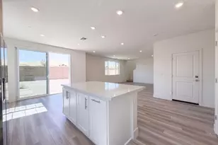5860 Placer Dr, Tracy, CA 95377 - Photo 8