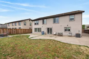 6824 Castro Verde Way, Elk Grove, CA 95757 - Photo 46