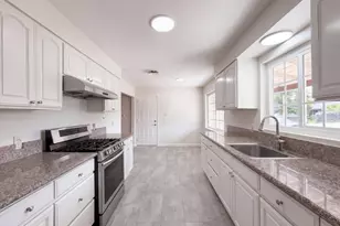 1801 60th Ave, Sacramento, CA 95822 - Photo 2
