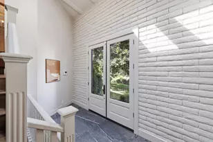950 Somersby Way, Sacramento, CA 95864 - Photo 8