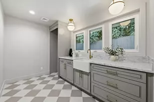 950 Somersby Way, Sacramento, CA 95864 - Photo 56