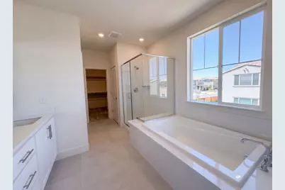 5699 Kusnick Avenue, Tracy, CA 95377 - Photo 38