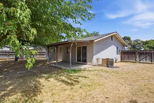 1975 Prince St, Newman, CA 95360 - Photo 14