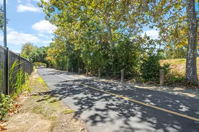38 Rosier Circle, Sacramento, CA 95833 - Photo 40