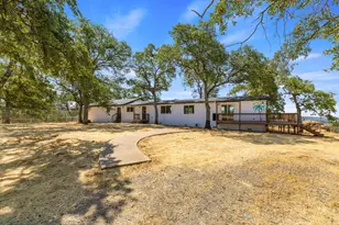 7145 Superior Town Rd, Lincoln, CA 95648 - Photo 2