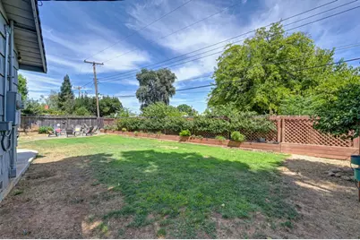 10516 Malaga Way, Rancho Cordova, CA 95670 - Photo 32