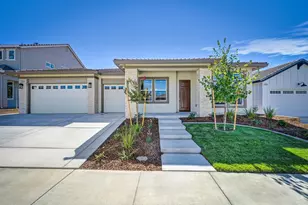 1329 Bear Crk Dr, Rocklin, CA 95765 - Photo 2