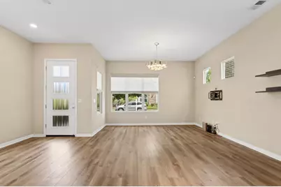 110 Fonseca Street, Sacramento, CA 95816 - Photo 8