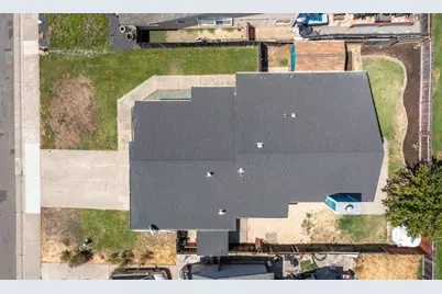 8499 Dartford Drive, Sacramento, CA 95823 - Photo 28