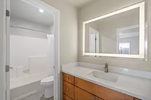 7653 Skiros Way, Sacramento, CA 95823 - Photo 20