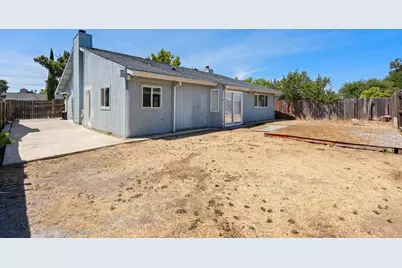 7653 Skiros Way, Sacramento, CA 95823 - Photo 32