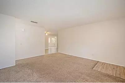 8287 Newfield Circle, Sacramento, CA 95828 - Photo 4