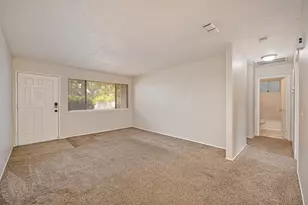 8287 Newfield Cir, Sacramento, CA 95828 - Photo 6