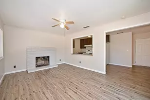 8287 Newfield Cir, Sacramento, CA 95828 - Photo 16